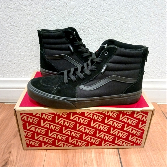 Vans - Picture 1 of 4